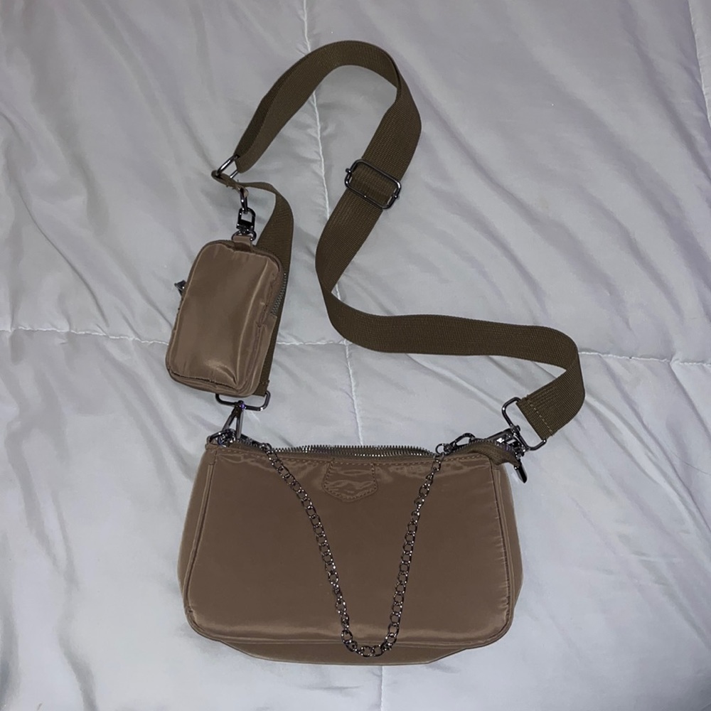 Cross body purse